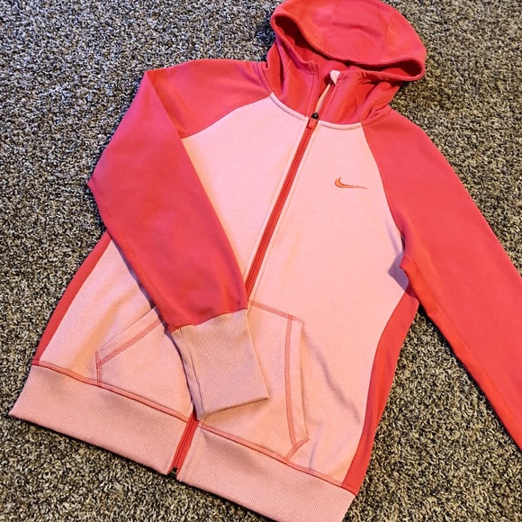 Nike Jackets & Blazers - Nike Therma-Fit Jacket